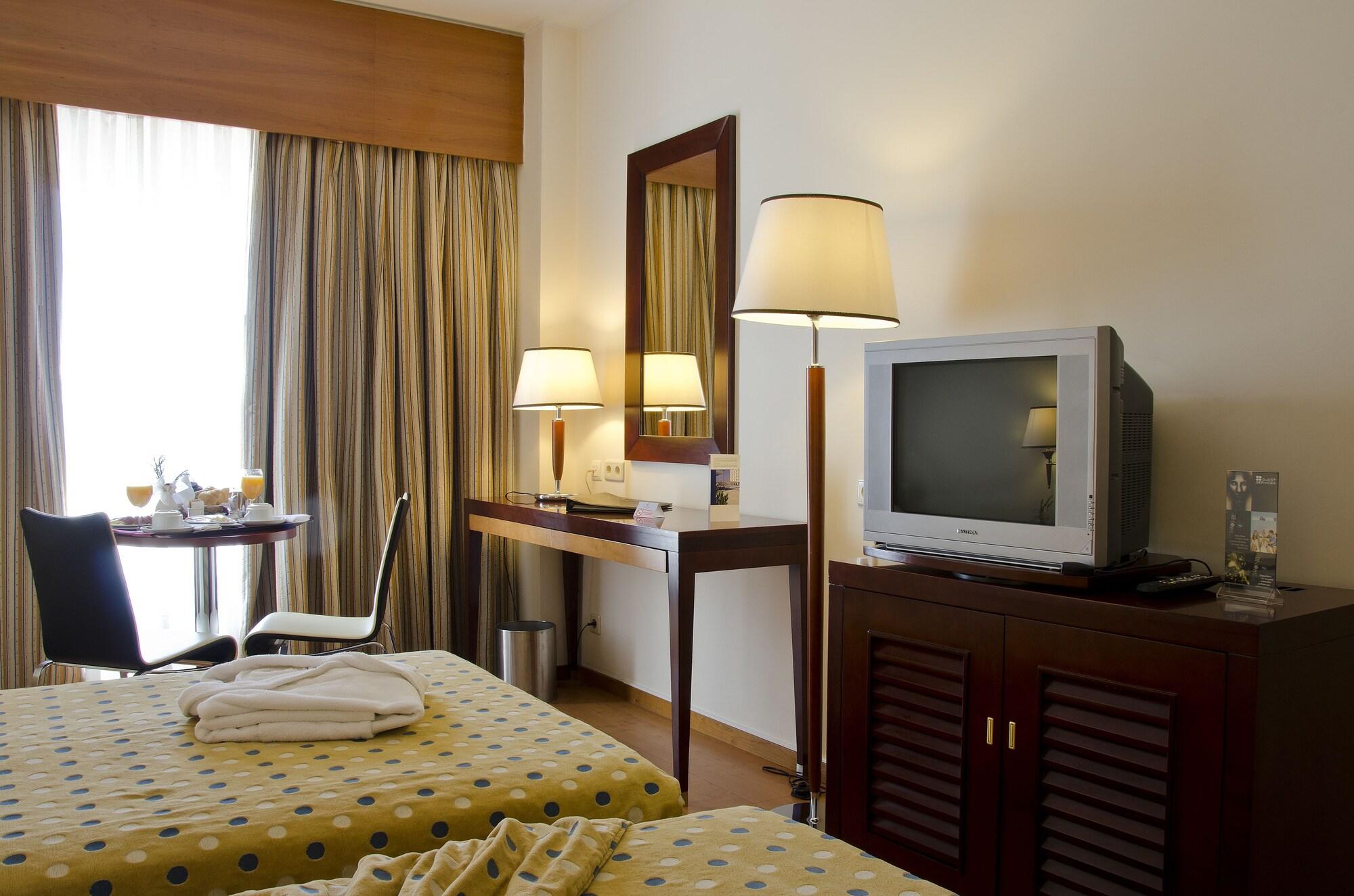 VIP Executive Santa Iria Hotel Santa Iria de Azoia Exterior foto