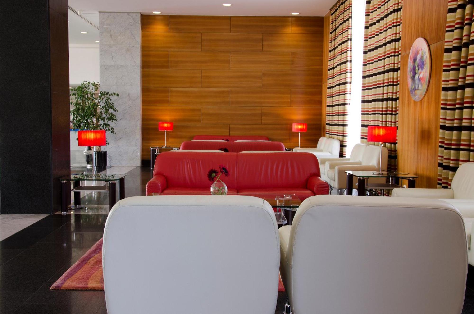 VIP Executive Santa Iria Hotel Santa Iria de Azoia Exterior foto